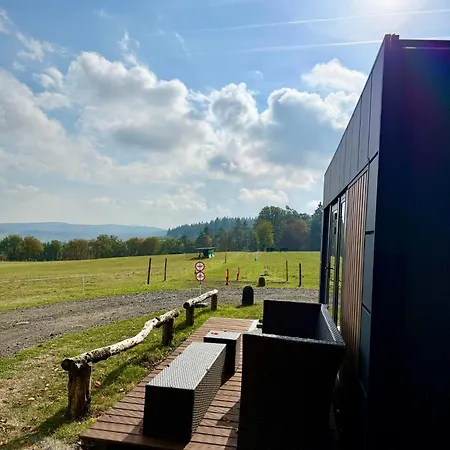 Tiny House Am Nuerburgring * Nürburg